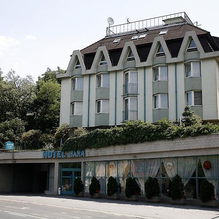 Hotel Bara Junior Budapeste Exterior foto